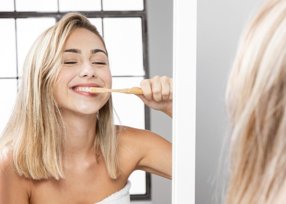 maintaining dental implants