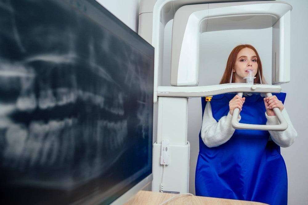 dental scan to assess bone density before dental implant placement