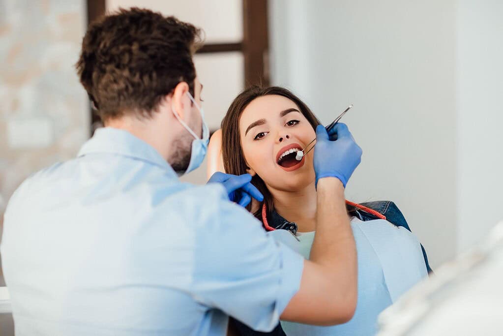 la migliore clinica dentale in Albania