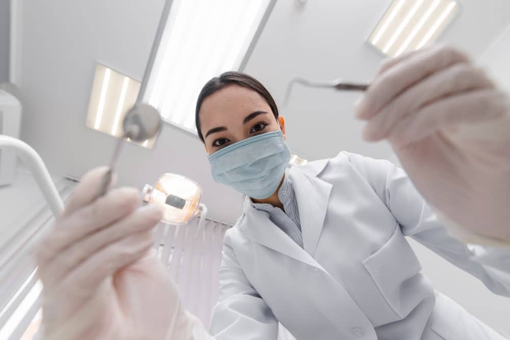 i migliori impianti dentali a prezzi accessibili in Albania