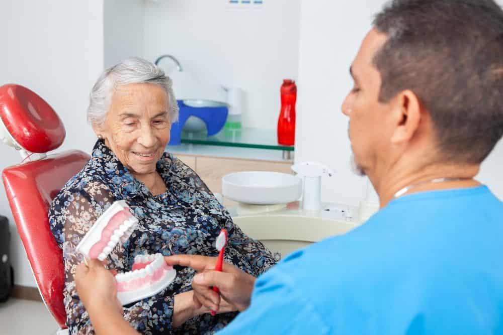 Riabilitazione Completa della Bocca con impiani dentali in Albania
