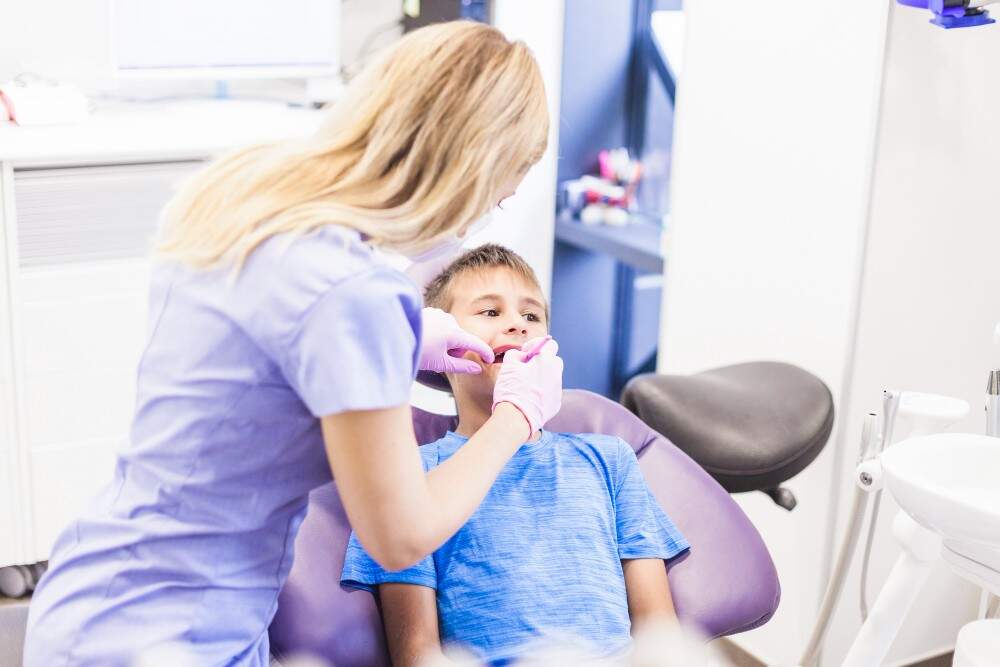 dentist ne Shqiperi